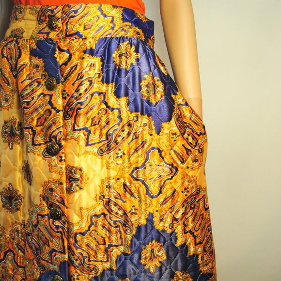 SALE! 1960s QUILTED maxi skirt with POCKETS! Brass button front, 30" waist - Picture 2 of 8